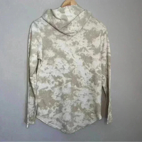 Jackson Thermal Style Long Sleeve Hoodie Size XS Tan Tie dye, EUC only worn once - Picture 3 of 4